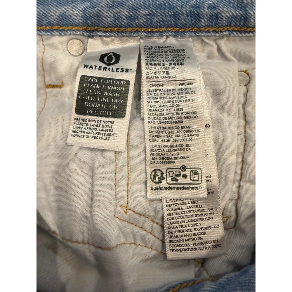 Levis 501 Original High Rise Distressed Denim Shorts Light Wash Blue W28 - Picture 3 of 10